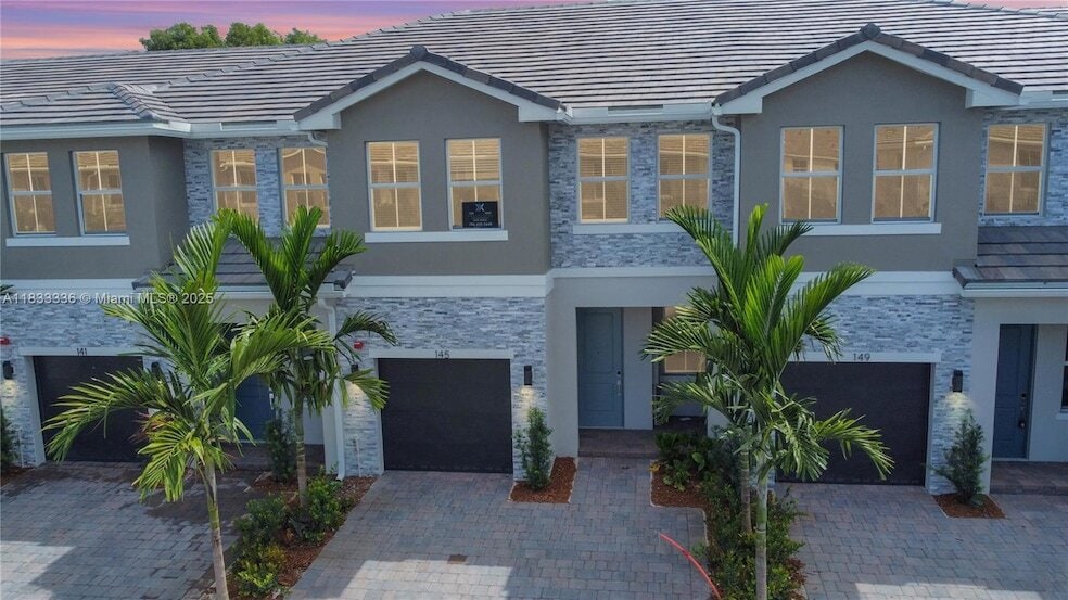 Primary Photo - 145 SW 170th Ave