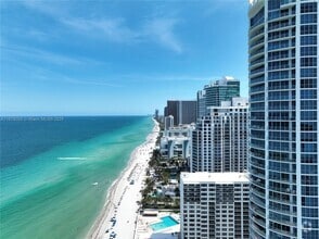 Building Photo - 3101 S Ocean Dr