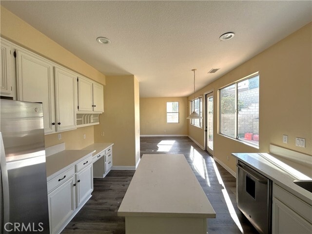 Building Photo - 4525 Torrey Pines Dr