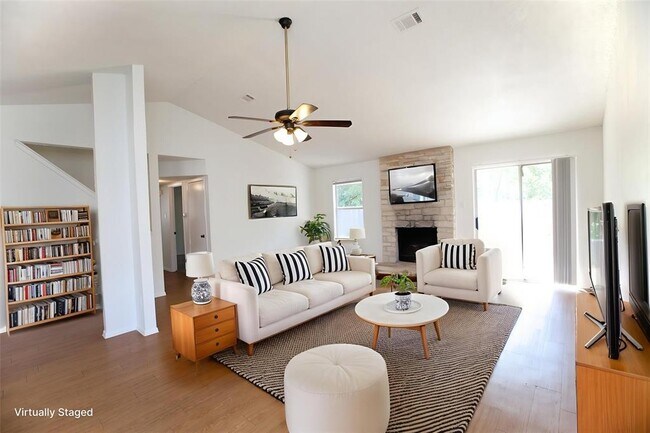 Foto del edificio - 9803 Meadowheath Dr