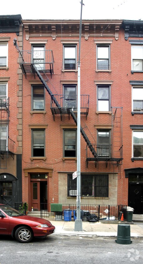 Foto del edificio - 198 Sackett St