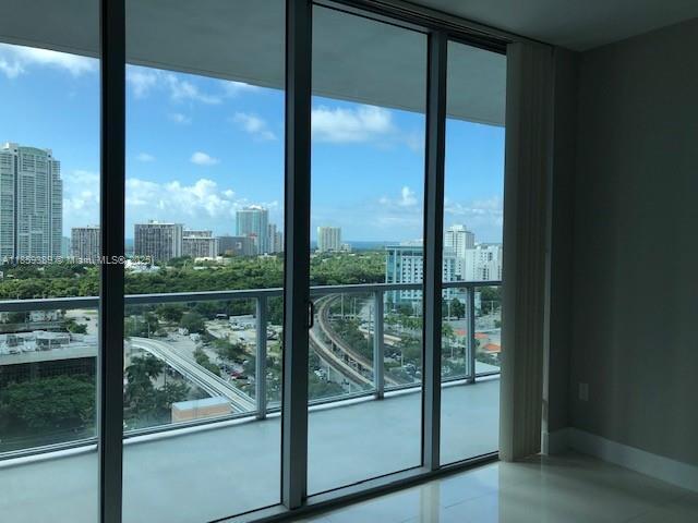 Foto del edificio - 79 SW 12th St