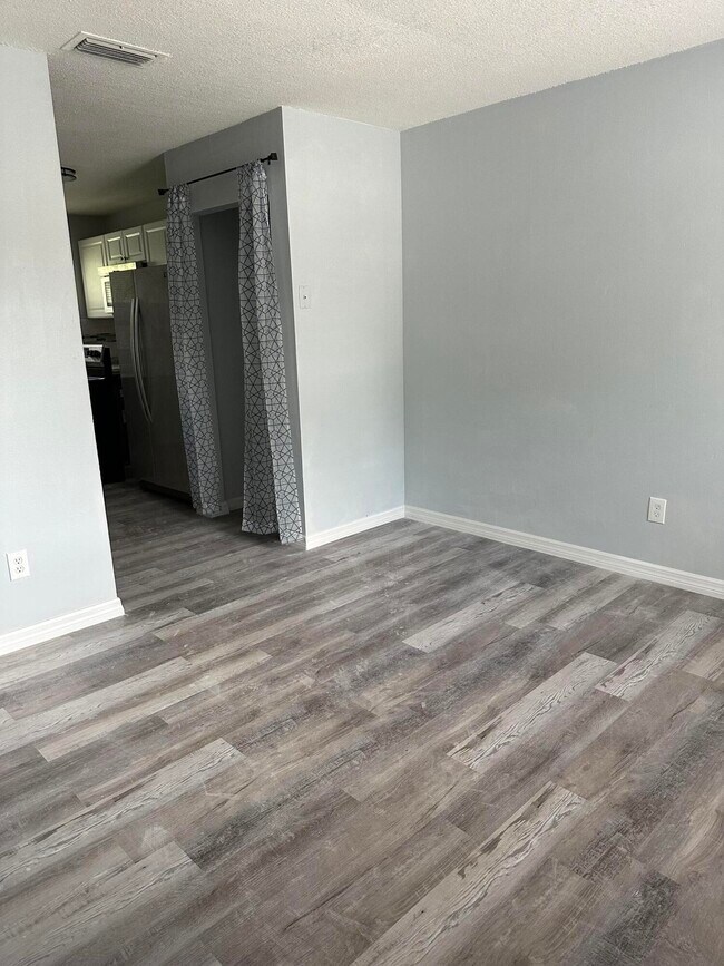 Foto del edificio - 5006 Sanibel Ave