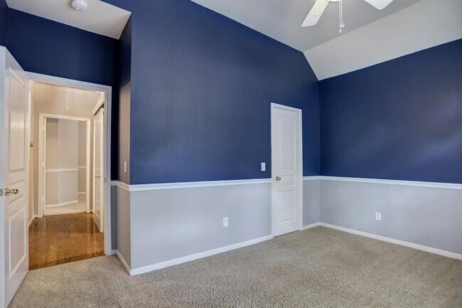 Building Photo - 23 Rosewater Pl