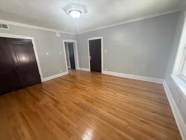 Foto del edificio - 5105 W 21st St