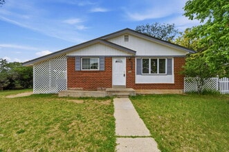 Building Photo - 10712 Loren Ln