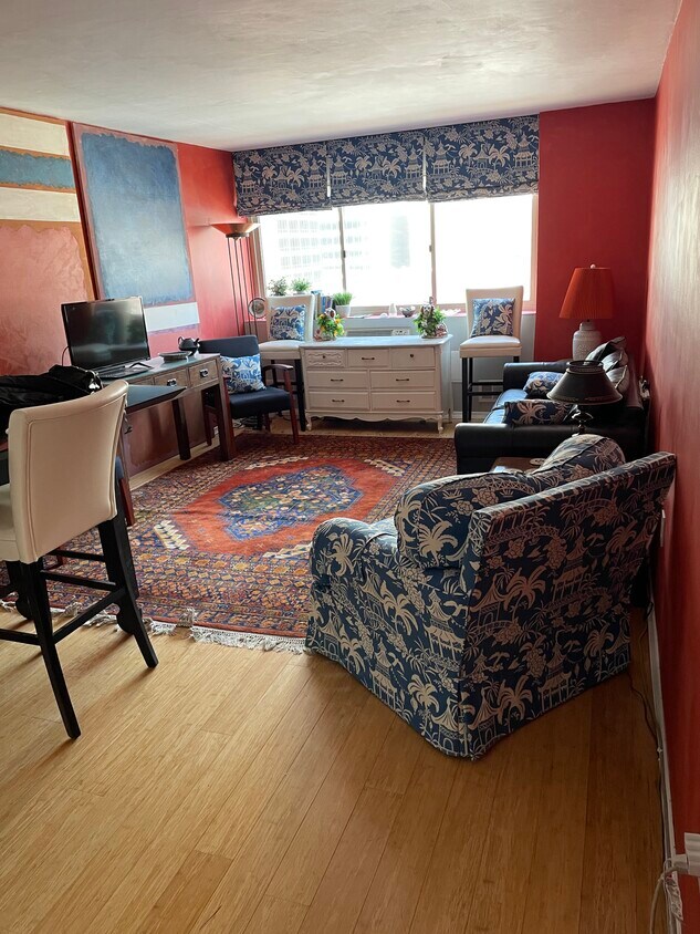 Fully Furnished in Center City - 2101 Chestnut St