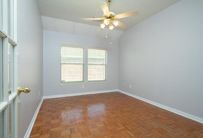 Building Photo - 7415 Vine Grove Ct