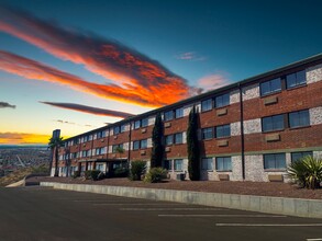 Building Photo - Alza Dwellings
