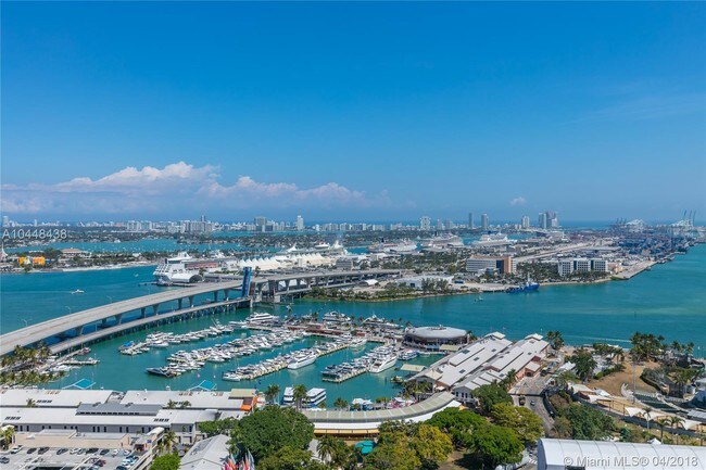 Building Photo - 230 NE 4th St