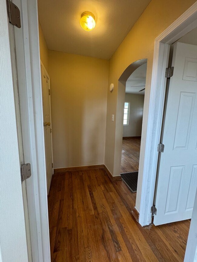 Foto del edificio - 4501 Packard St