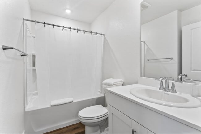 Foto del edificio - 231 Goldback Ct