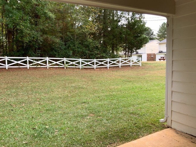 Building Photo - 1303 Eula Ct