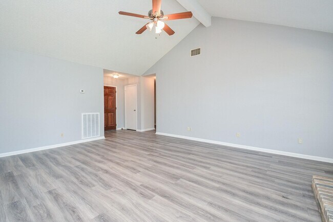 Building Photo - 3911 Issacks Way