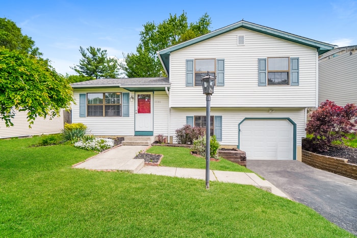 Foto principal - 6840 Centennial Dr