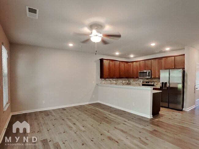 Foto del edificio - 8370 Douglass Trail