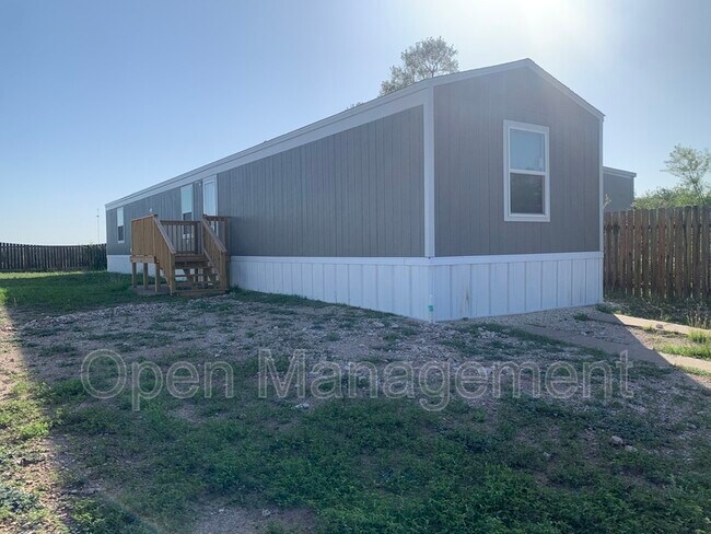 Foto del edificio - 3318 Cultus St