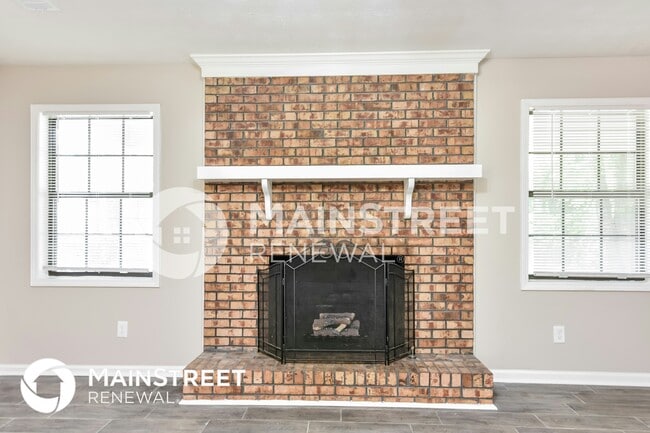 Building Photo - 2755 Stanton Woods Dr SE