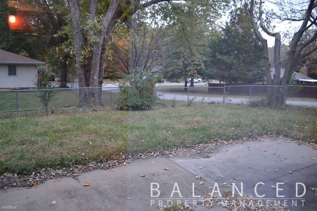 Building Photo - 3 br, 2.5 bath House - 3340 SW Oakley Ave