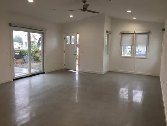 Sala de estar - 455 N Cypress St