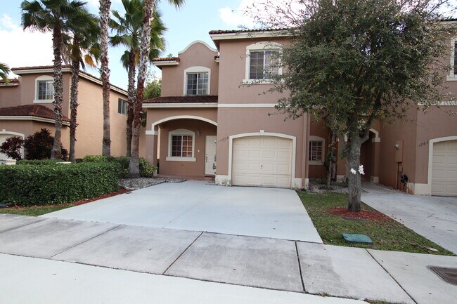 Foto del edificio - 14758 SW 9th Ln