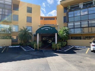 Foto principal - 1350 SW 122nd Ave