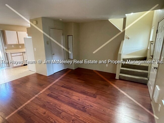 Building Photo - 3 br, 1.5 bath House - 2821 SE 133rd Ave. ...