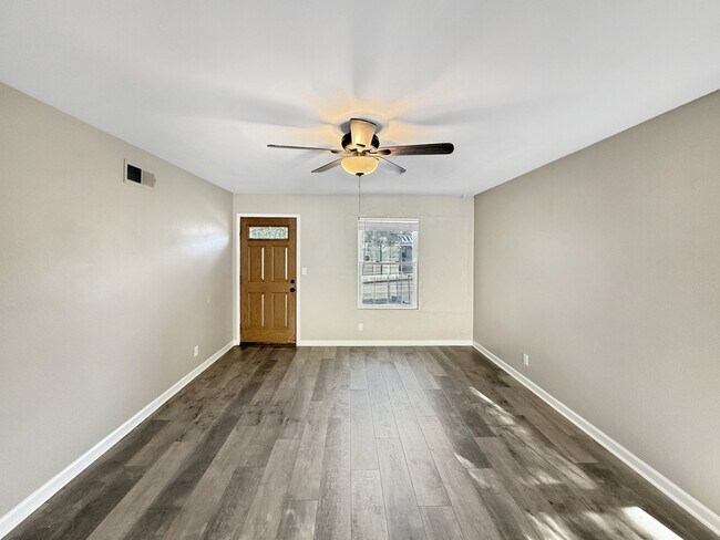 Foto del edificio - 13537 Carriage Rd
