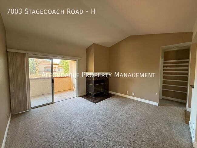 Building Photo - 7003 Stagecoach Rd