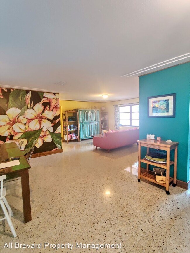 Foto del edificio - 5 br, 3 bath House - 155 Melbourne Ave