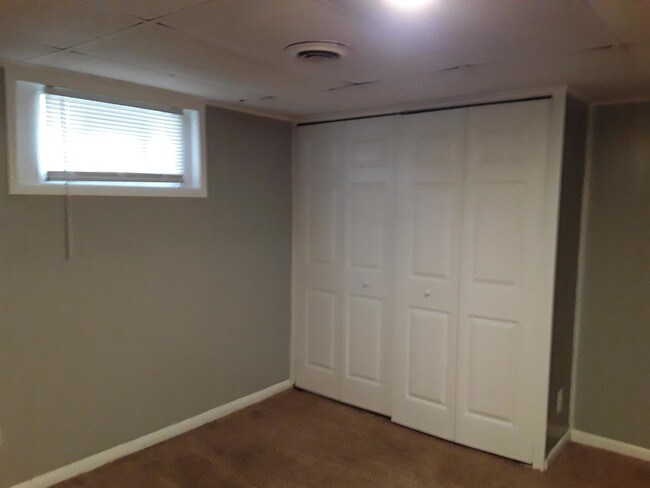Building Photo - 3907 Revere Dr
