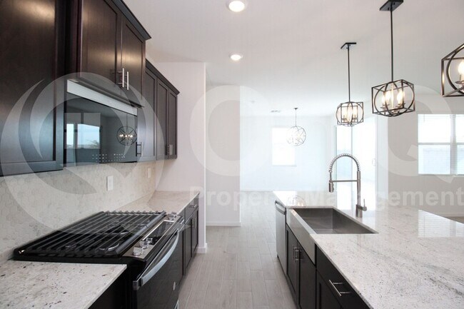 Building Photo - 45 S 176th Dr
