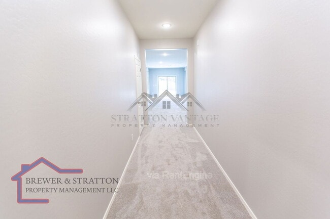 Foto del edificio - 495 E Rio Pl