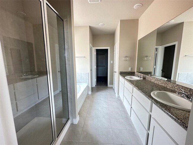 Foto del edificio - 7239 Grand Mason Dr