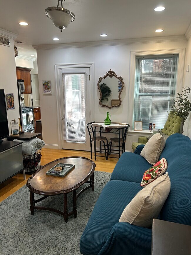 Foto del edificio - 10 Sheafe St