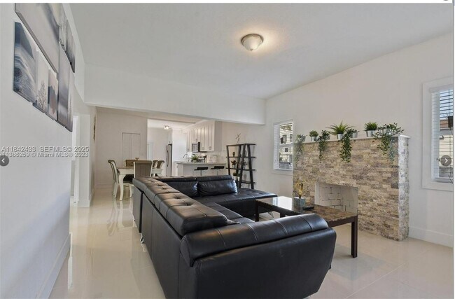 Foto del edificio - 4508 NW 1st Ave