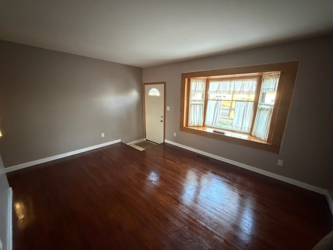 Building Photo - 3526 Berwick Dr