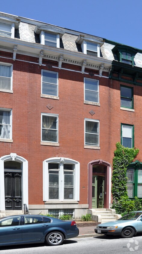 Building Photo - 34 E Preston St