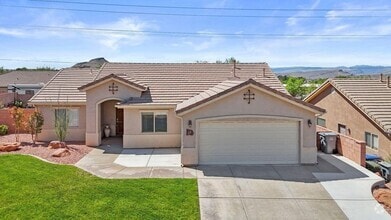 Building Photo - 1173 Snow Canyon Pkwy