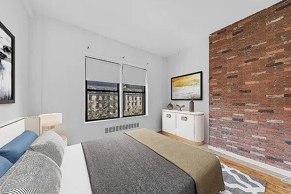 Foto del edificio - 215 W 101st St