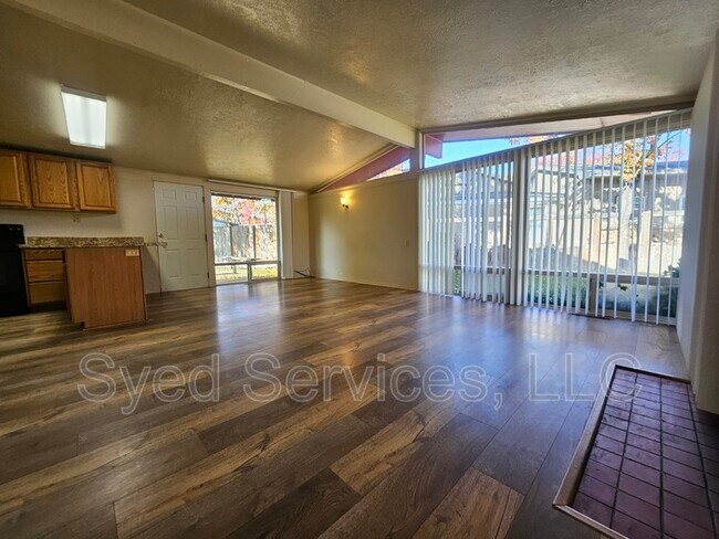 Foto del edificio - 1919 S Orchard St