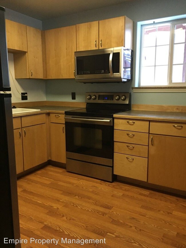 Foto del edificio - 2 br, 2 bath House - 120 East 6th Avenue
