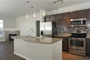 Building Photo - 10176 Park Meadows Dr