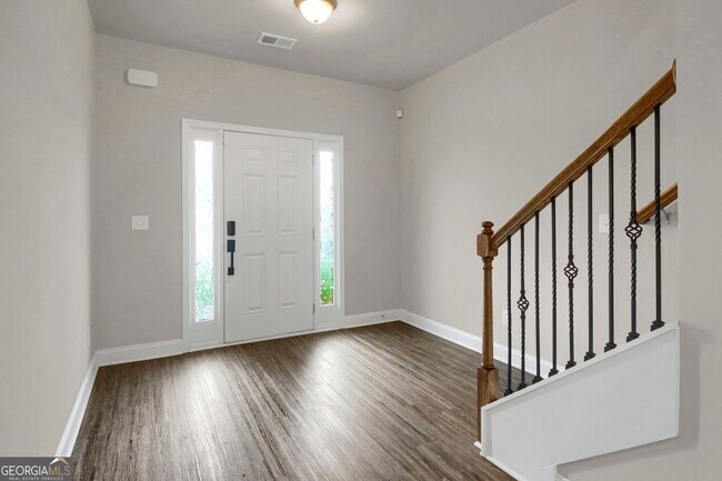 Building Photo - 340 McGiboney Ln