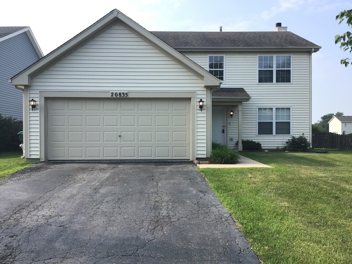 Foto principal - 20835 W Annapolis Ct