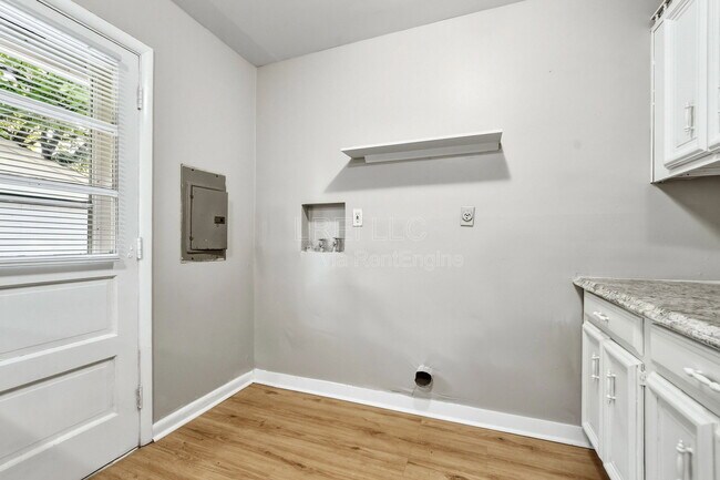 Foto del edificio - 3534 Terrier Ln