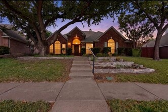 Building Photo - 304 Belvedere Dr
