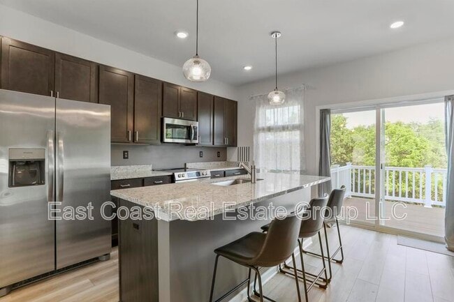 Building Photo - 163 Cooperage Rd