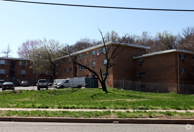 Building Photo - G Street Apartments