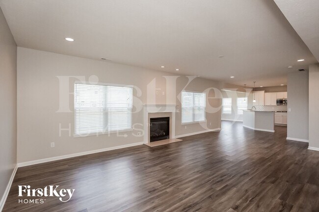 Foto del edificio - 4618 W Otway Ln